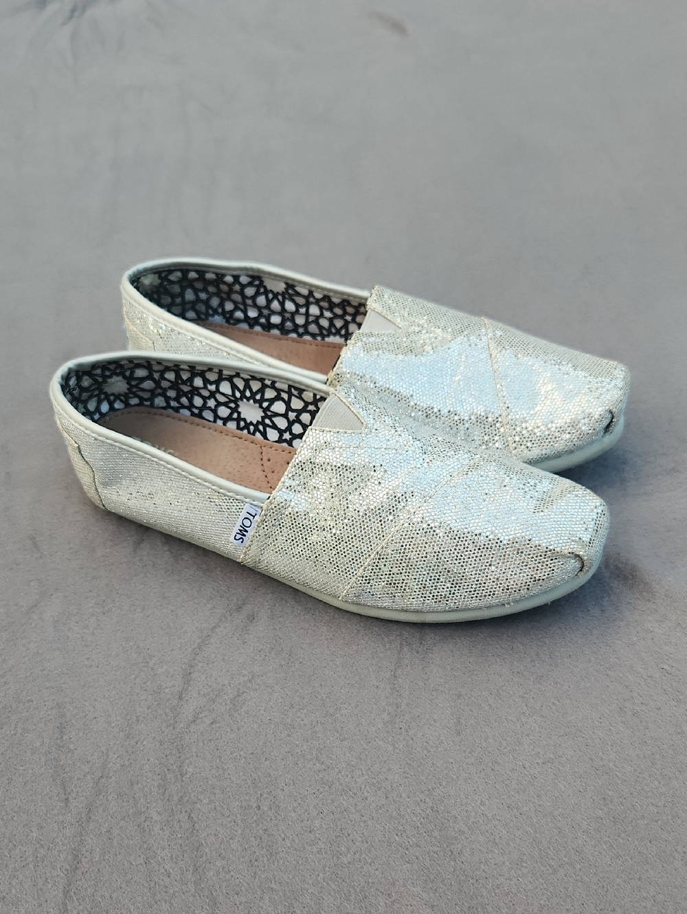 ​TOMS Classic Alpargata Silver Sparkle Glitter Slip On Flats Women's Size 8.5